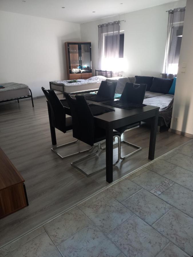 Monteurwohnung Loiching Экстерьер фото